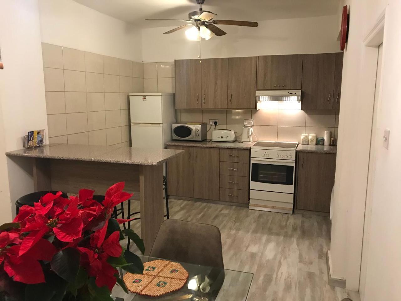 Panoramic Sea View Apartments Larnaca Zewnętrze zdjęcie